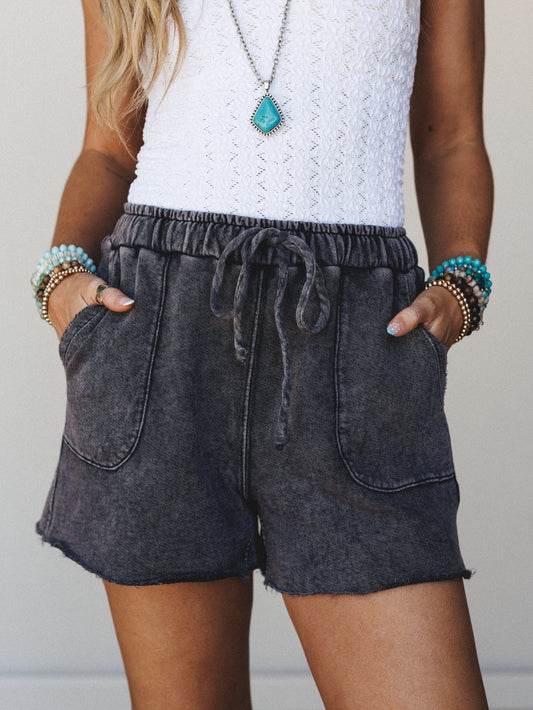 Relaxing Robin Shorts - Charcoal